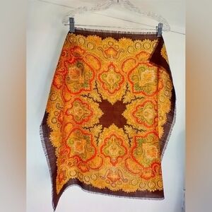 VINTAGE BROWN SCARF
